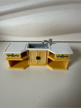 Vintage Calico Critters Sylvanian Families Kitchen Sink Yellow Play Epoch house